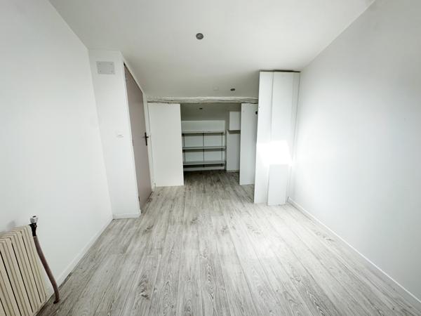 Bellegarde (30127) maison centre vile 130m² avec 2 appartements