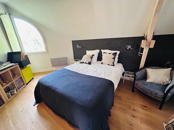 Maison Vaux Sur Seine 8 pièce(s) 203 m2 €699 900 ** - Référence 1760
