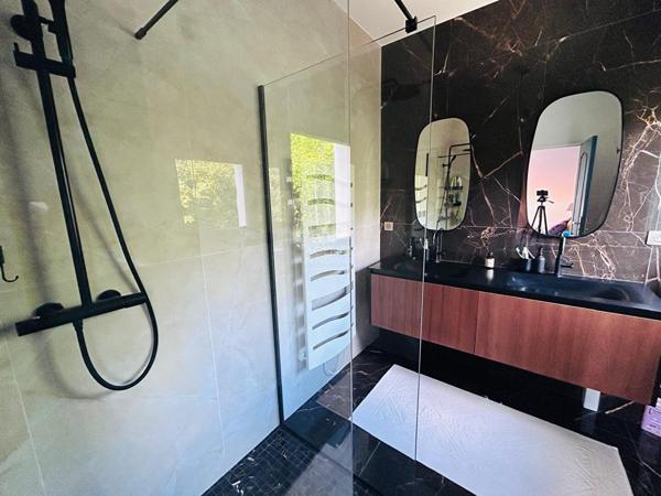 Maison Vaux Sur Seine 8 pièce(s) 203 m2 €699 900 ** - Référence 1760