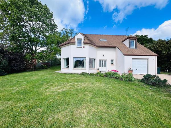 Maison Vaux Sur Seine 8 pièce(s) 203 m2 €699 900 ** - Référence 1760