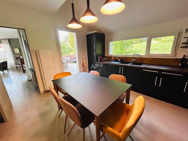 Maison Vaux Sur Seine 8 pièce(s) 203 m2 €699 900 ** - Référence 1760