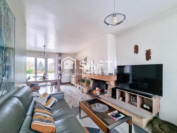 Maison familiale 3/4 chambres, grand jardin avec piscine