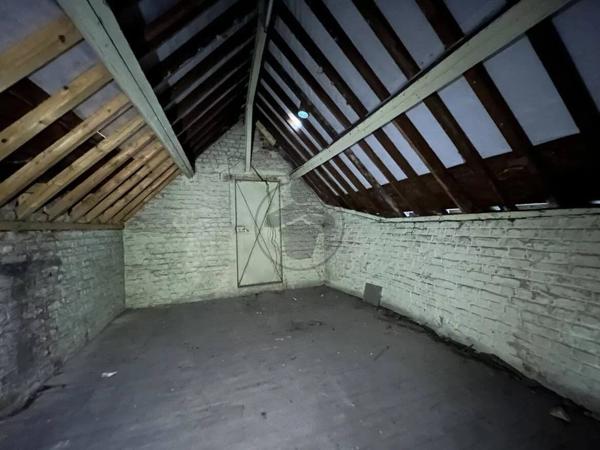 Vente Local commercial 4 pièces 127 m2 à Saint-Quentin