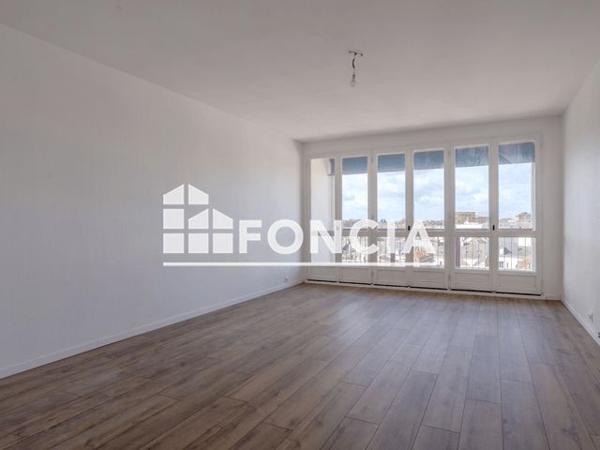 À vendre Appartement 5 pièces 91.7 m² - Le Mans 72100