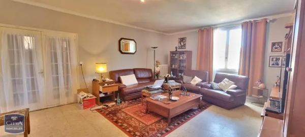 Appartement à louer 6 pièces 139.22m²