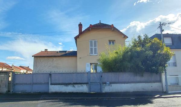 Argenteuil (95100) Très belle maison familiale avec un très grand jardin.