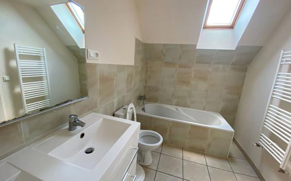 Appartement à louer    5 pièces • 112 m2 Fondettes