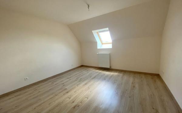 Appartement à louer    5 pièces • 112 m2 Fondettes