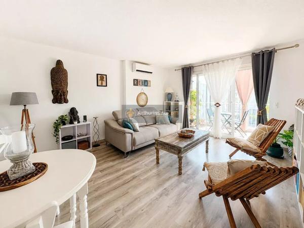 Vente                                                      Appartement
                        
                     3 pièces                      58 m2                     à Fréjus