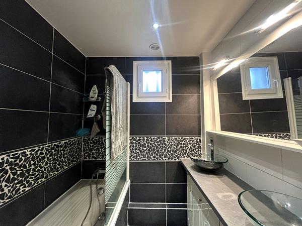 À vendre : Appartement 2 pièces à Bondy - La Mare à Veuve