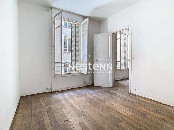 Local commercial Vanves 78.10 m2 + appartement 2 pièces 35.54 m²