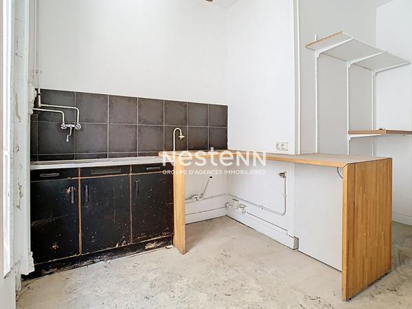Local commercial Vanves 78.10 m2 + appartement 2 pièces 35.54 m²