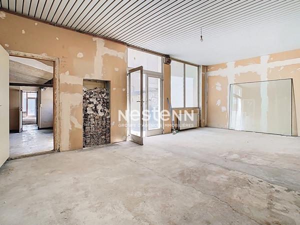 Local commercial Vanves 78.10 m2 + appartement 2 pièces 35.54 m²