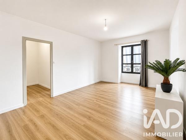 Immeuble à vendre 604 m² Saint-Jean-d'Angély