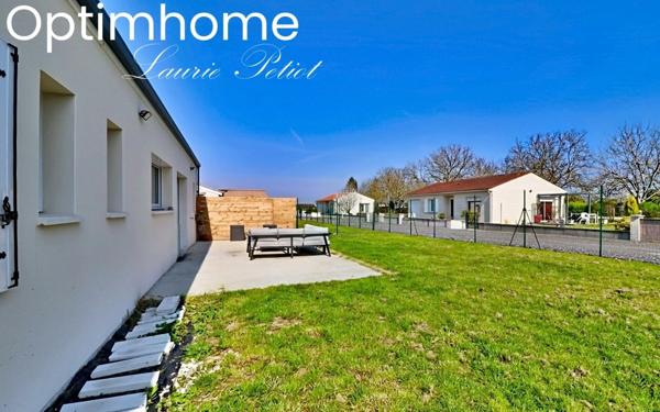 Maison contemporaine 4 pièces 103 m2 Terrain 540m2 à Bougneau (Proximité de Pons)