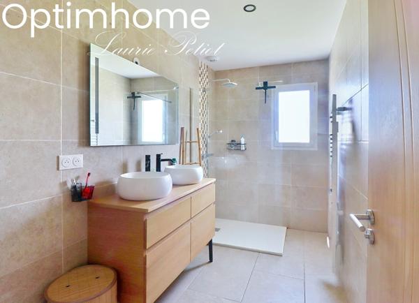 Maison contemporaine 4 pièces 103 m2 Terrain 540m2 à Bougneau (Proximité de Pons)