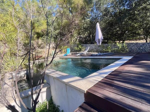 NIMES - VEDELIN - CARREAU DE LANES - MAISON - PISCINE - 6 CHAMBRES  -  DEPENDANCE - GARAGE - CALME - SANS VIS A VIS -