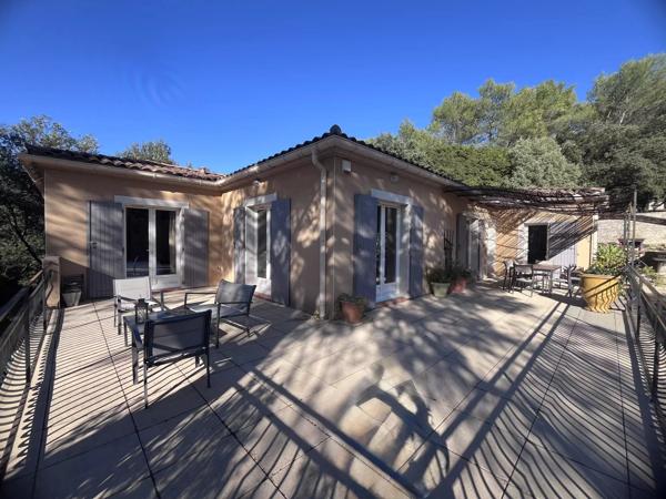 NIMES - VEDELIN - CARREAU DE LANES - MAISON - PISCINE - 6 CHAMBRES  -  DEPENDANCE - GARAGE - CALME - SANS VIS A VIS -