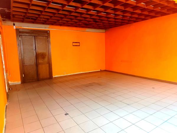 Immobilier Saint-Geoire-en-Valdaine (38620) – Boutique 62m2 – 35 000 €