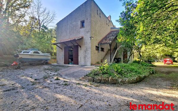 Maison à vendre    3 pièces • 70 m2 Le Beausset