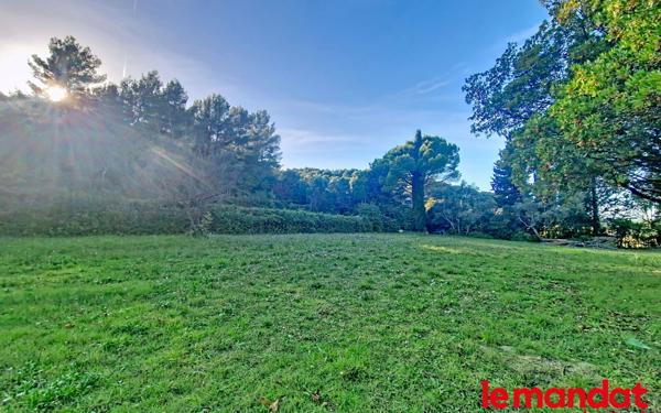 Maison à vendre    3 pièces • 70 m2 Le Beausset