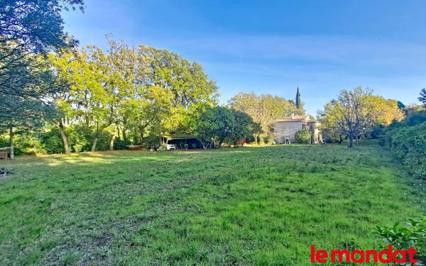 Maison à vendre    3 pièces • 70 m2 Le Beausset