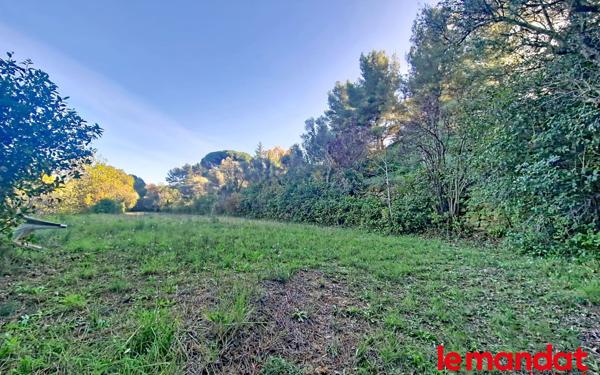 Maison à vendre    3 pièces • 70 m2 Le Beausset