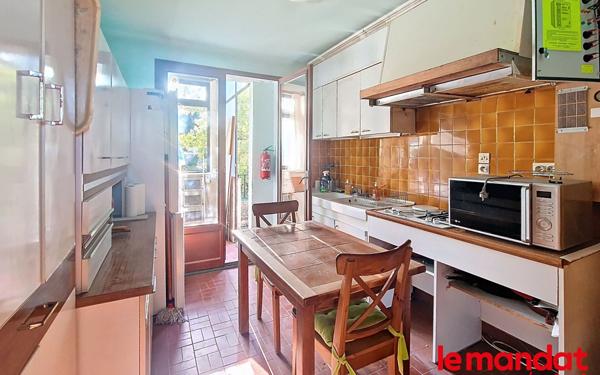 Maison à vendre    3 pièces • 70 m2 Le Beausset