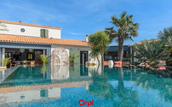 Maison à vendre    7 pièces • 280 m2 Châtelaillon-Plage