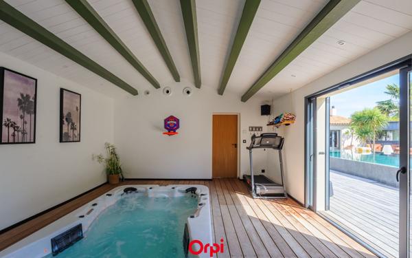 Maison à vendre    7 pièces • 280 m2 Châtelaillon-Plage