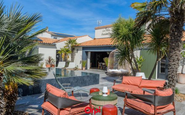 Maison à vendre    7 pièces • 280 m2 Châtelaillon-Plage