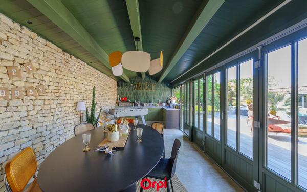 Maison à vendre    7 pièces • 280 m2 Châtelaillon-Plage