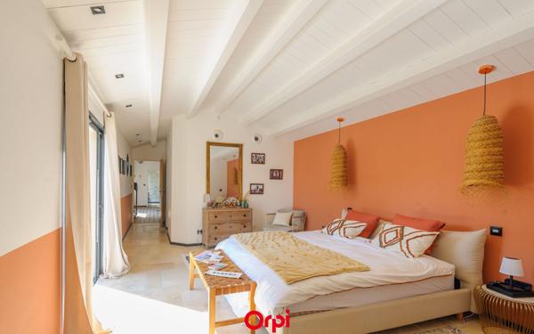 Maison à vendre    7 pièces • 280 m2 Châtelaillon-Plage