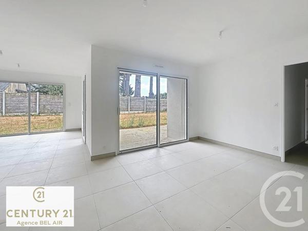 Maison à vendre  6 pièces - 91,25 m 2   PENESTIN  - 56