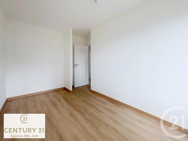 Maison à vendre  6 pièces - 91,25 m 2   PENESTIN  - 56