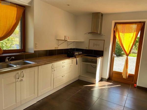 Location - Maison Pleslin-Trigavou 22490 4 pièces 99 m 2 1180 m 2
