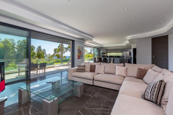 Somptueuse villa contemporaine