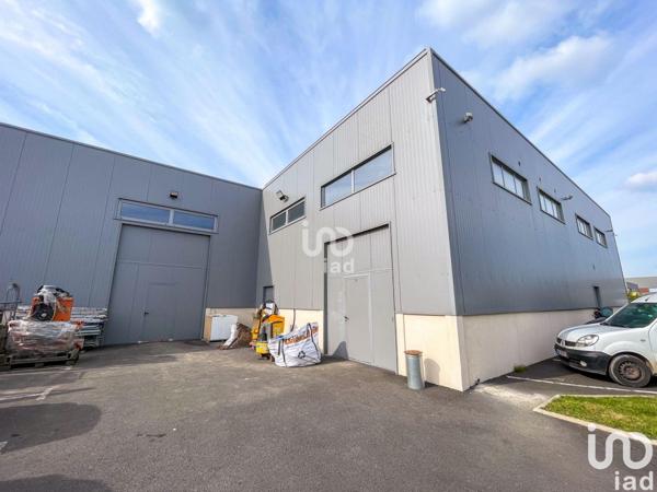 Location hangar 361 m² Belloy-en-France