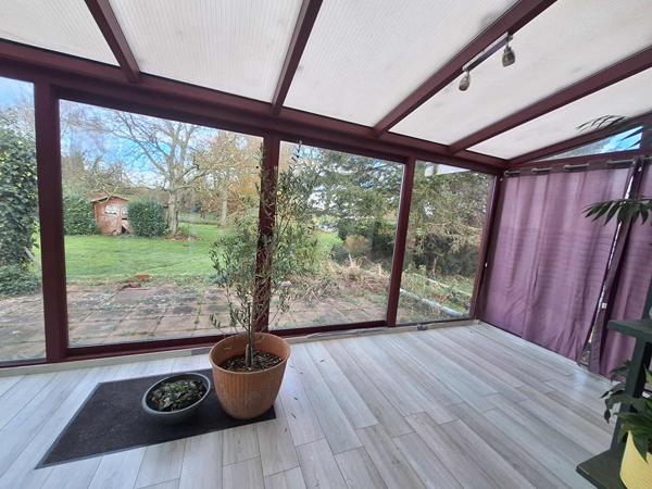 Maison plain pied sur sous-sol complet à Vironchaux