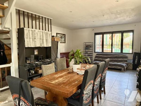 Maison à vendre à Sainte-Savine (10300) - Aube (10)

Située sur la commune de Sainte-Savine, ...