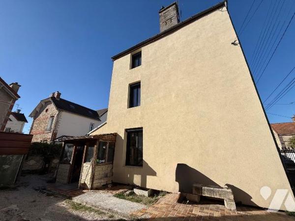 Maison à vendre à Sainte-Savine (10300) - Aube (10)

Située sur la commune de Sainte-Savine, ...