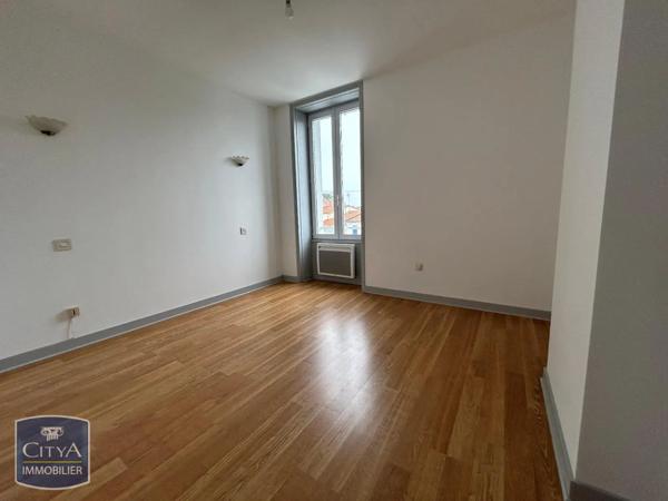 Appartement à louer 3 pièces 65.23m² Port-des-Barques (17730)