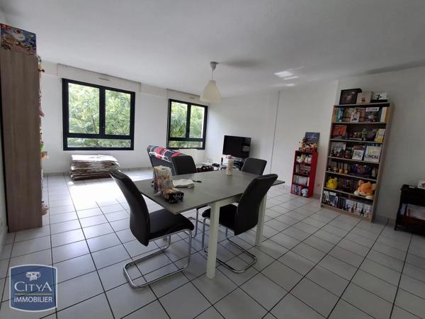 Appartement à louer 3 pièces 77.71m² Clermont-Ferrand (63000)