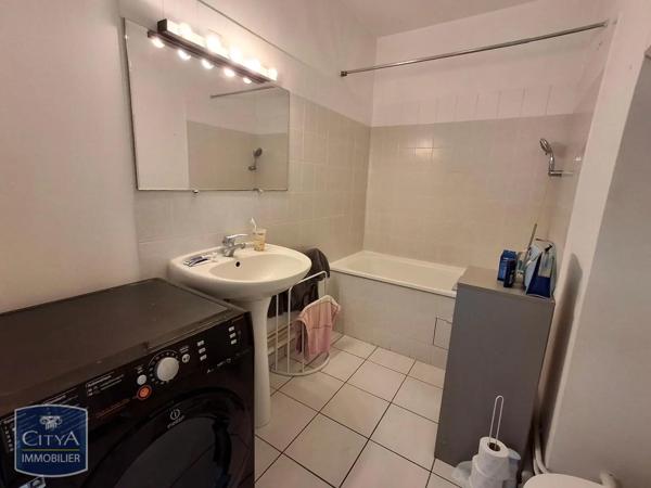 Appartement à louer 3 pièces 77.71m² Clermont-Ferrand (63000)
