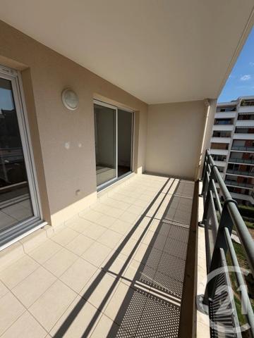 Appartement T3 à vendre  3 pièces - 65,44 m 2   MARSEILLE  - 13004