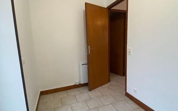 Maison à louer    2 pièces •  Pécy