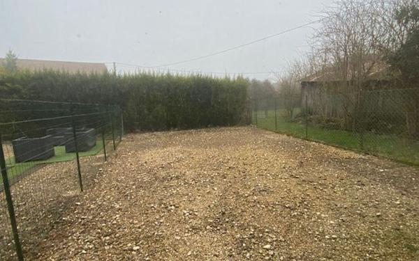 Maison à louer    2 pièces •  Pécy