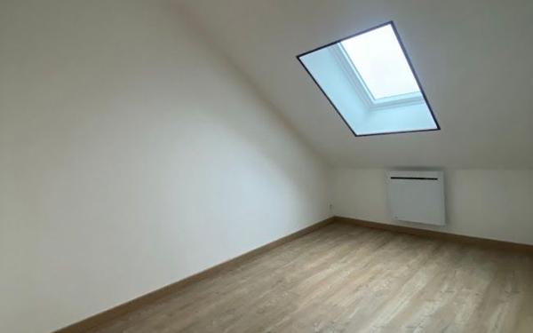 Maison à louer    2 pièces •  Pécy