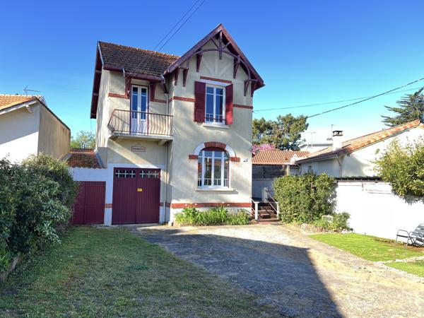 ROYAN - QUARTIER DU PARC - Ensemble Immobilier 2 Maisons - Jardin