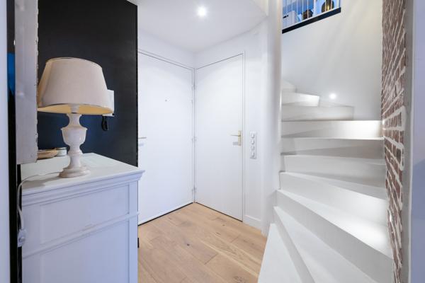 Longjumeau (91160) À vendre – Bien d’exception aux allures de maison sur le toit, avec terrasse panoramique.